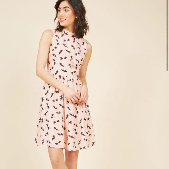 Modcloth | Dresses | Modcloth Liza Luxe Peach Bird Print Dress | Poshmark